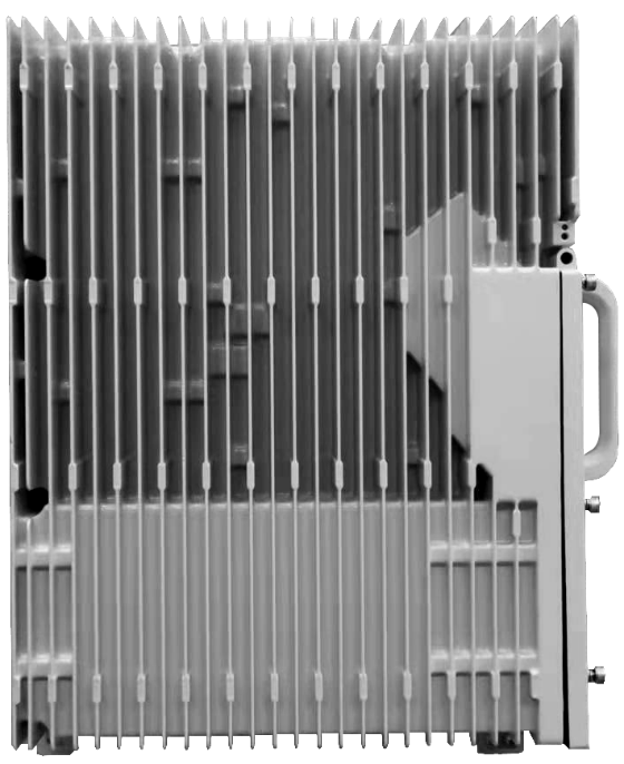 Integrated UHF TDD LTE base station for rural mobile data